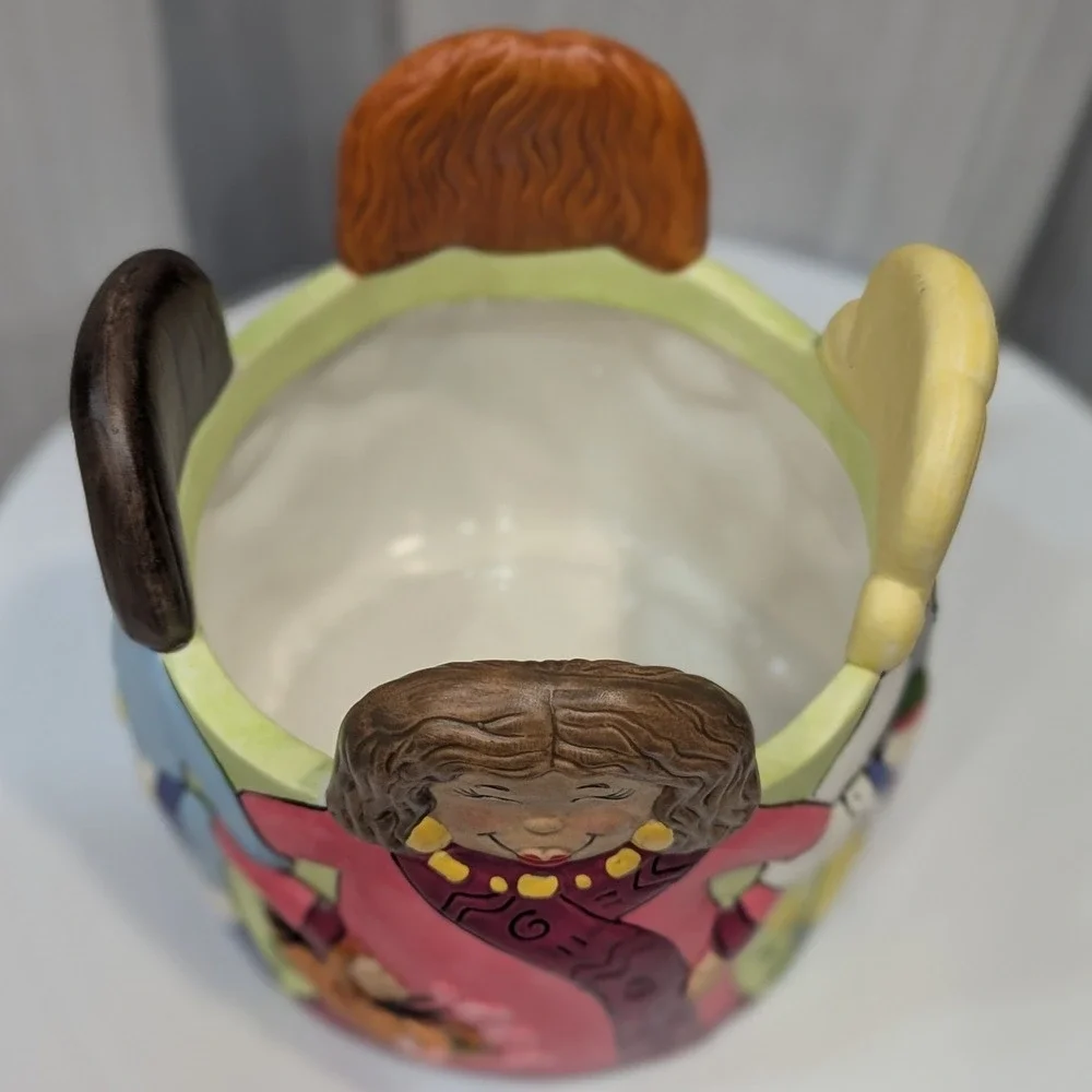 PartyLite Vintage Garden Gals Circle of Friends 3D Ceramic Candle Holder Planter